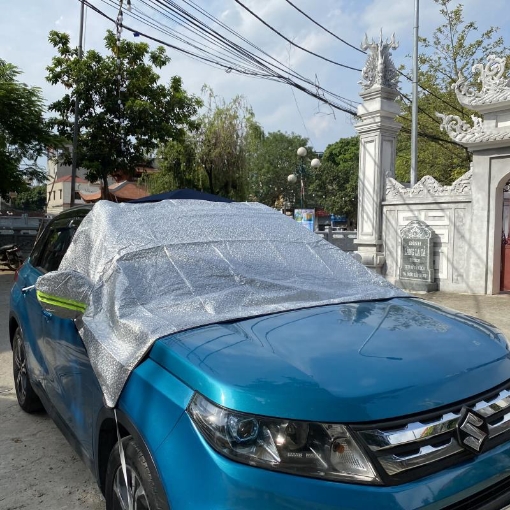 รูปภาพของ Bạt che nắng kính lái ô tô BKT, Bạt che taplo xe hơi, Bạt che kính chắn gió