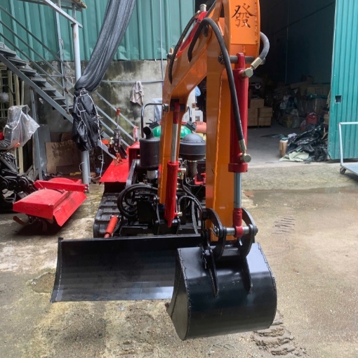 Ảnh của Máy cày Diesel MDN-506, Máy cày bánh xích, Làm mát nước, Kèm 6 chức năng
