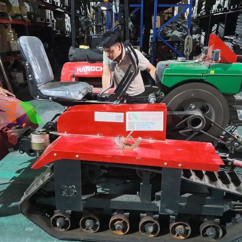 Máy Cày 50hp Bánh xích